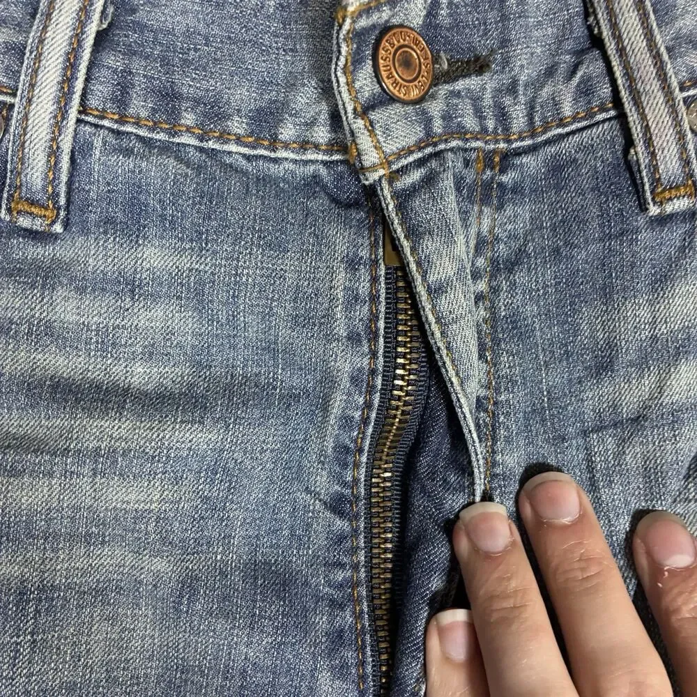 Levi's 505 Men's Blue Jeans Regular Fit, Straight Leg, Size 36x32 NWT